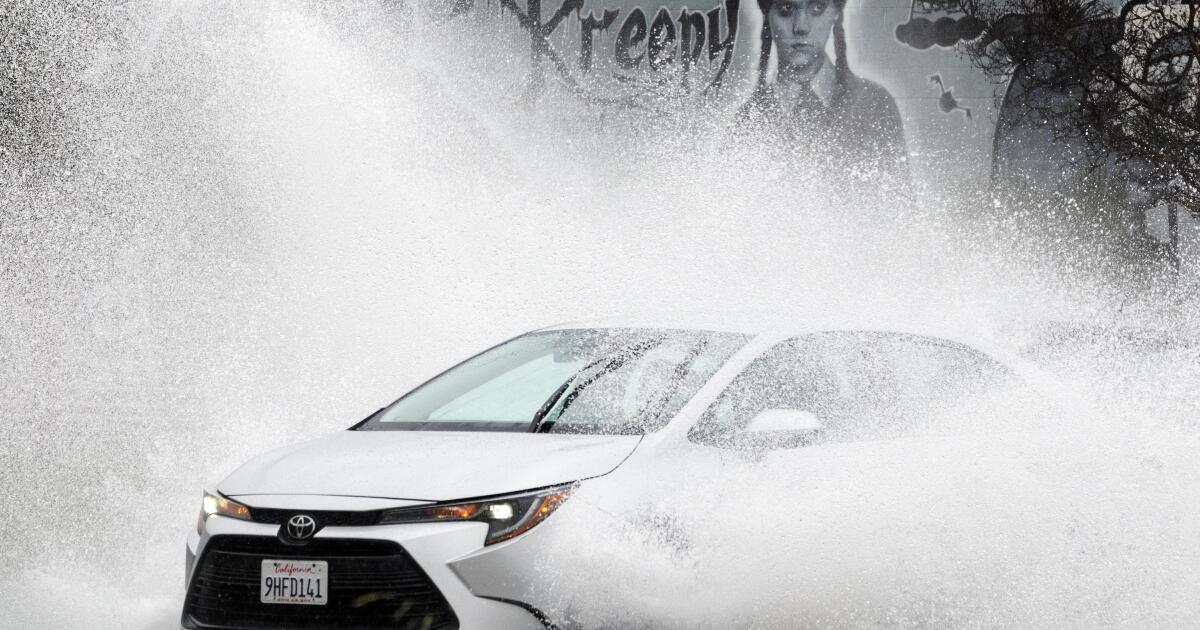 LA Braces for Santa Ana Winds and Rain in 2026